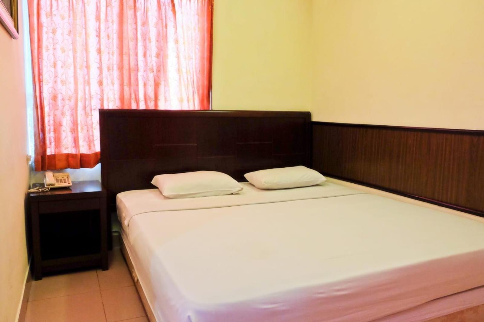 Plaza Hotel Harco Mangga Dua Jacarta Exterior foto